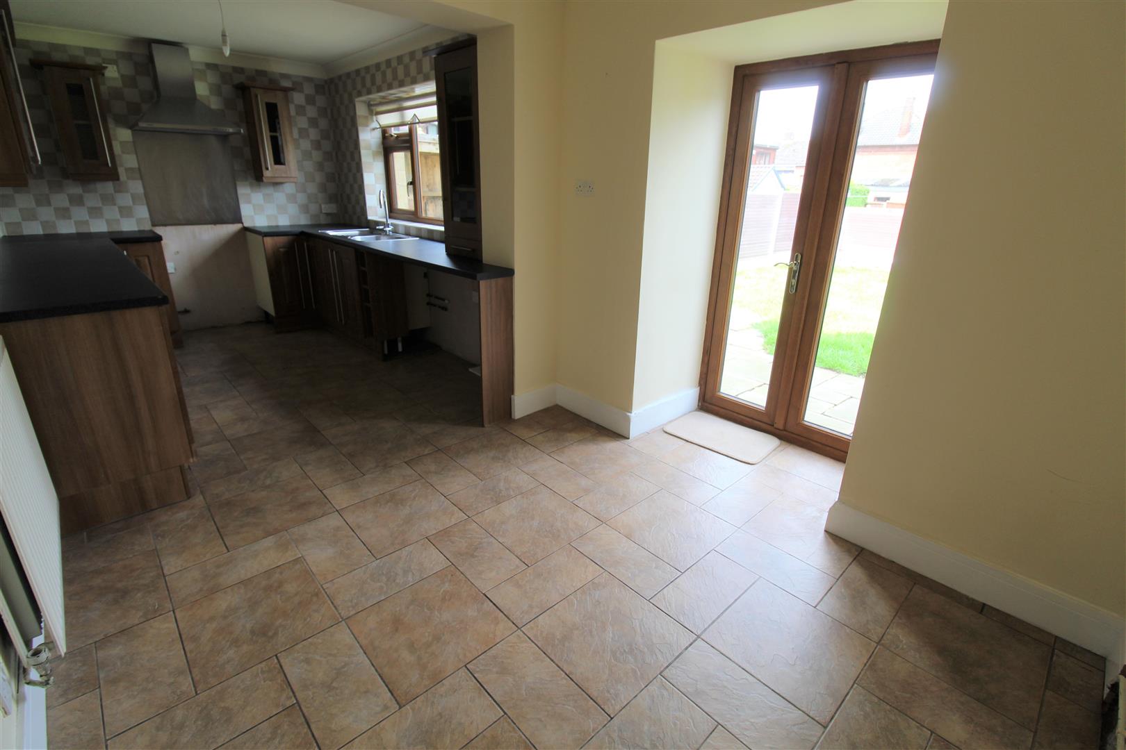 Field Avenue, Baddeley Green, Stoke-On-Trent